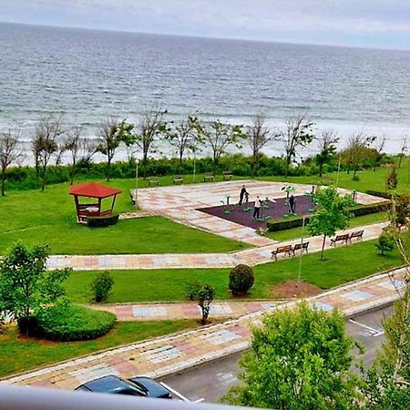 Амон Ра Hotell Primorsko Exteriör bild